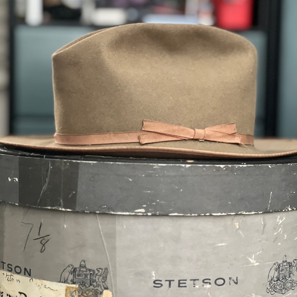 Vintage Stetson Royal Deluxe